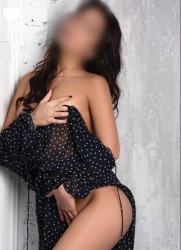 Elit beyaz tenli escort Alarcin